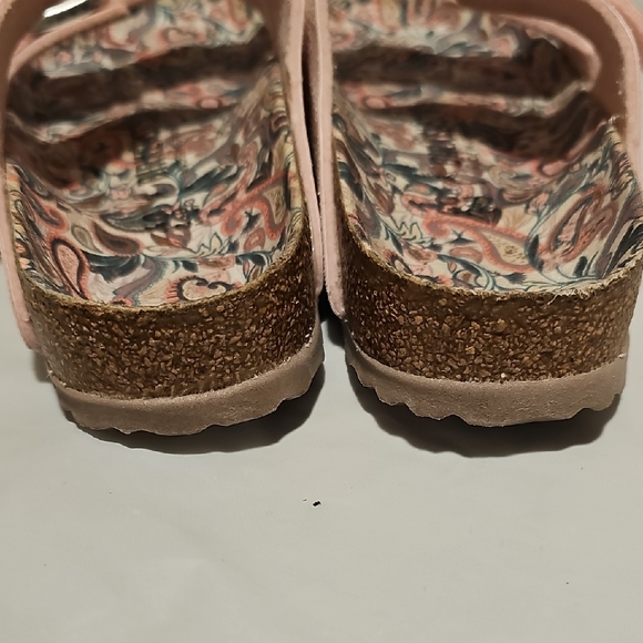 Birkenstock Blush Sandals with Floral Insole - Picture 4 of 9